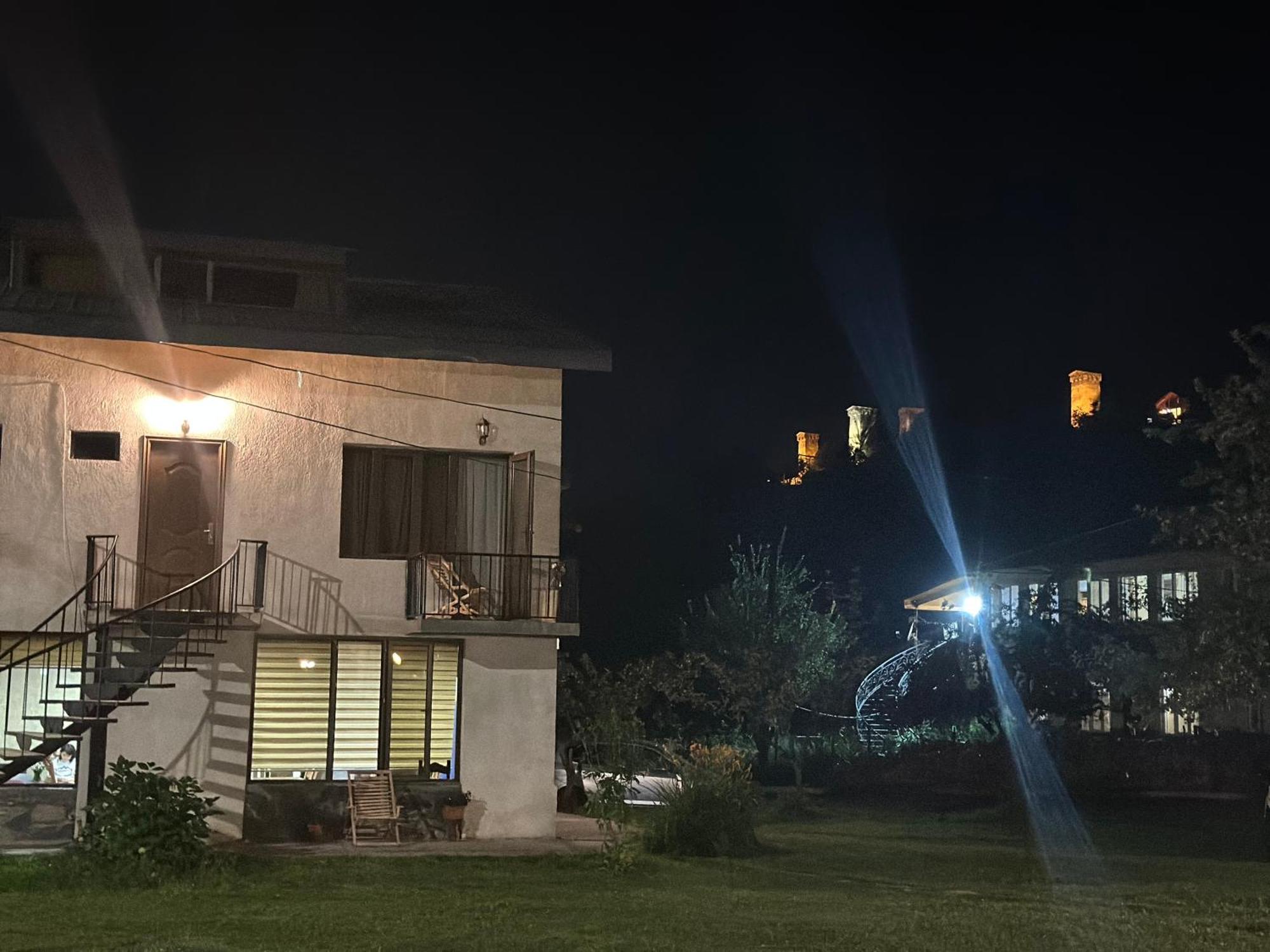 Hotel Bala'S House Mestia Zewnętrze zdjęcie