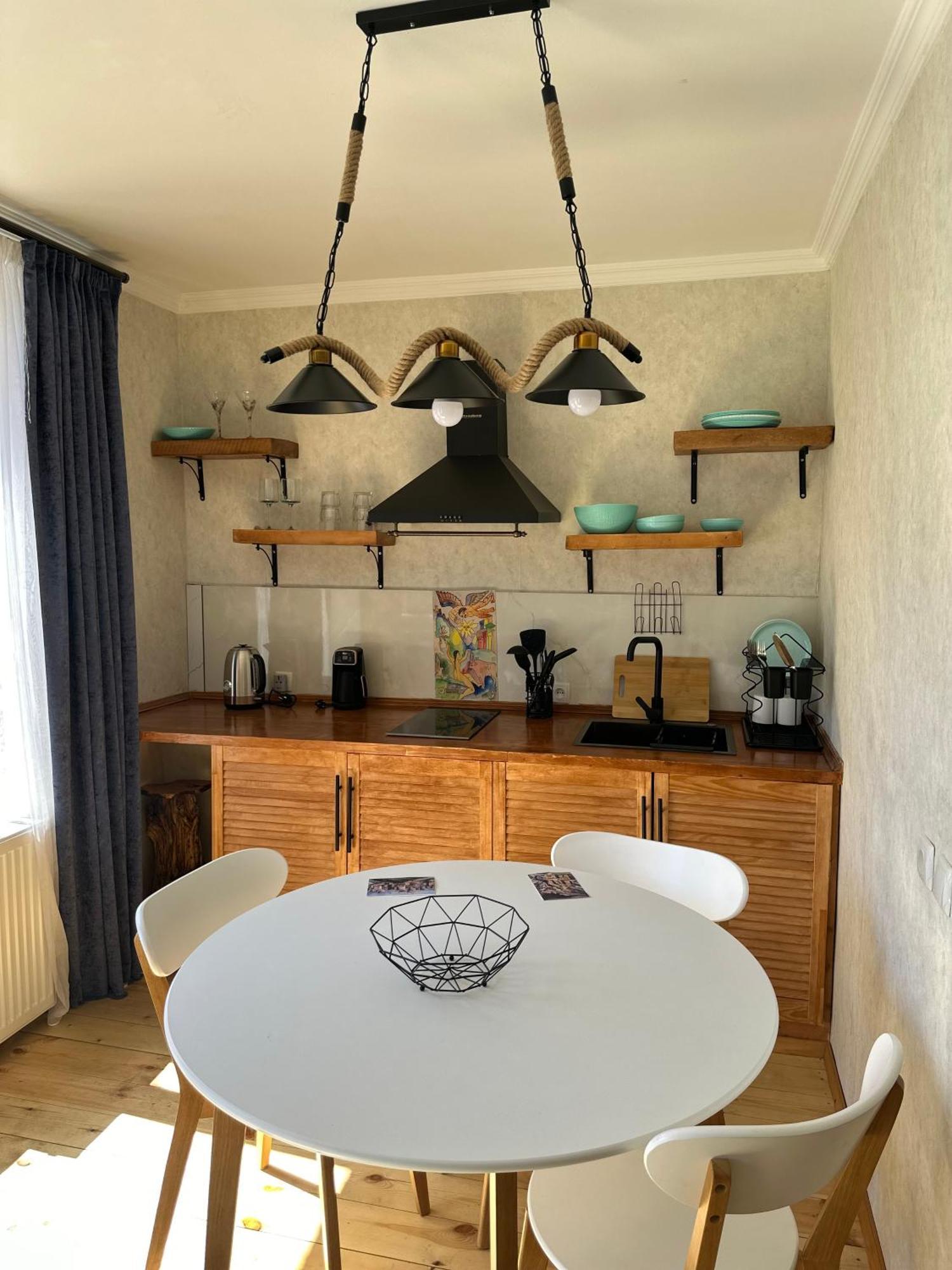 Hotel Bala'S House Mestia Zewnętrze zdjęcie