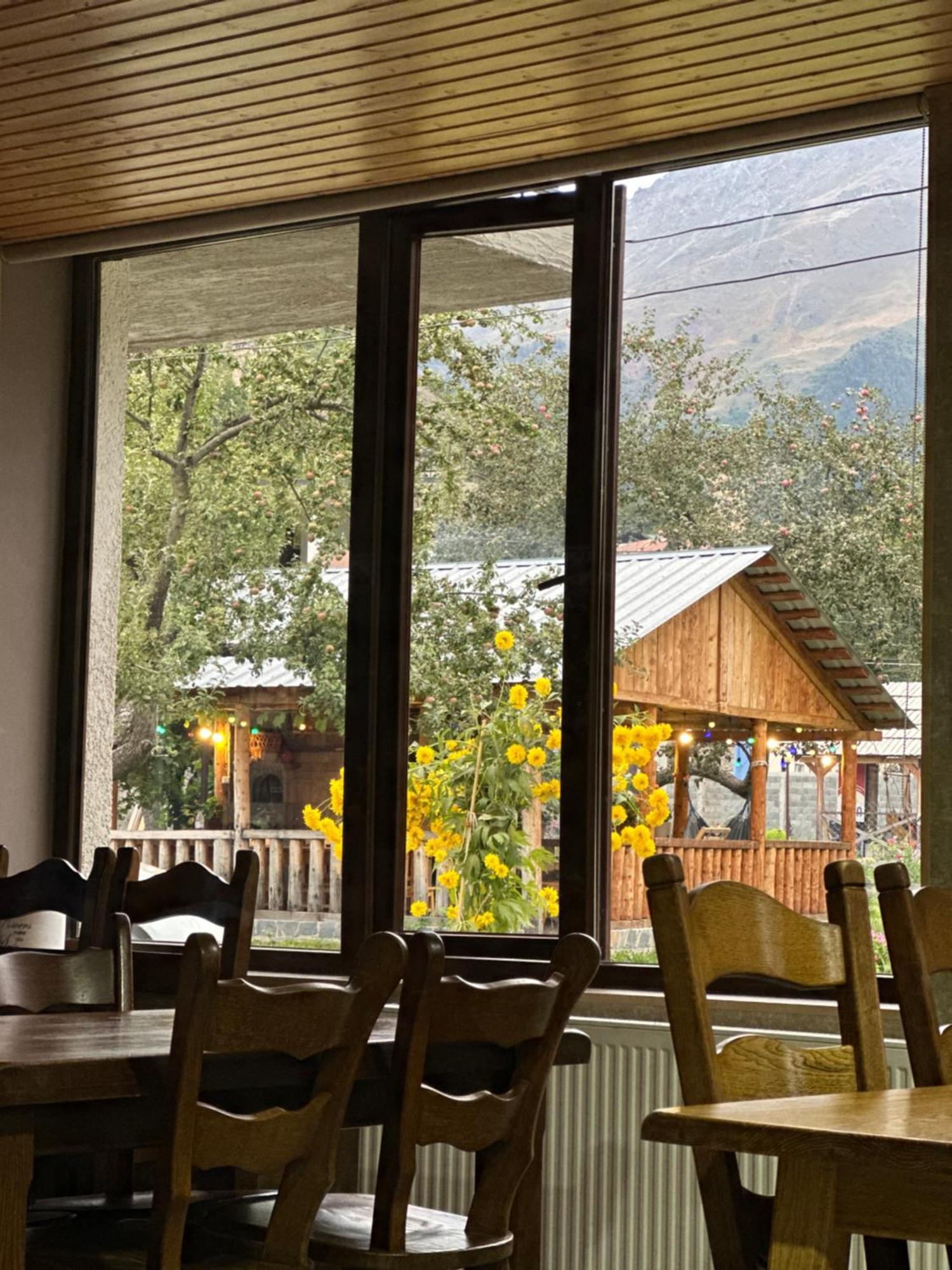Hotel Bala'S House Mestia Zewnętrze zdjęcie